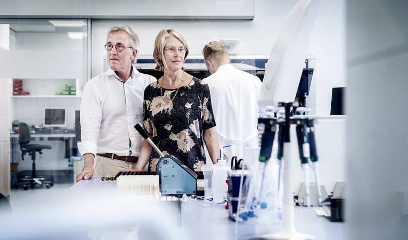 Ethicus Guido de Wert en arts Christine de Die-Smulders: ‘Met dat ene embryo gaan wij heel zorgvuldig om.’ (Franco Gori)