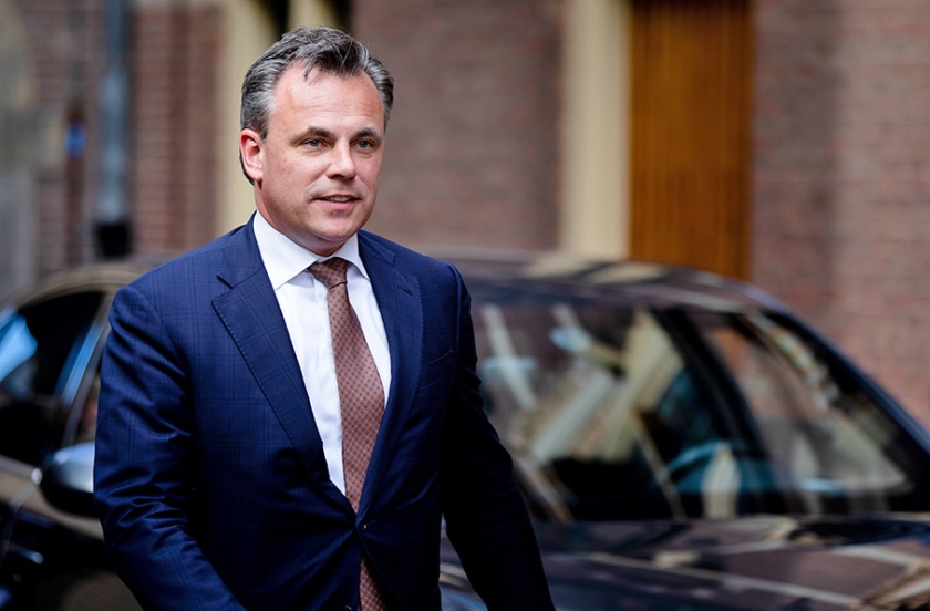 Sinds woensdag beschikt staatssecretaris Mark Harbers (Justitie en Veiligheid) niet langer over een speciale bevoegdheid voor schrijnende situaties. (anp / Bart Maat)