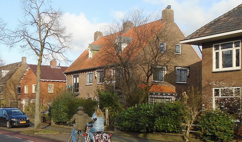 Op 14 november 1961 werd het miljoenste televisietoestel in Nederland geregistreerd, bij de familie Milius aan de Zwolseweg in Deventer (rechterwoning van de twee-onder-een-kapper). (nd)