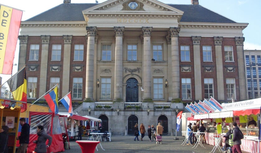 In 1847 woedde er een ‘broodoorlog’ in de stad Groningen, die uitliep op een bloedbad op de Grote Markt. (wikimedia)