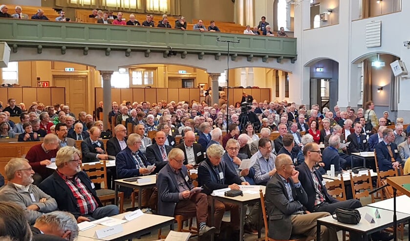 De gezamenlijke vergadering van de NGK en GKv in de Nieuwe Kerk in Kampen in november 2017. (onderweg naar één kerk)