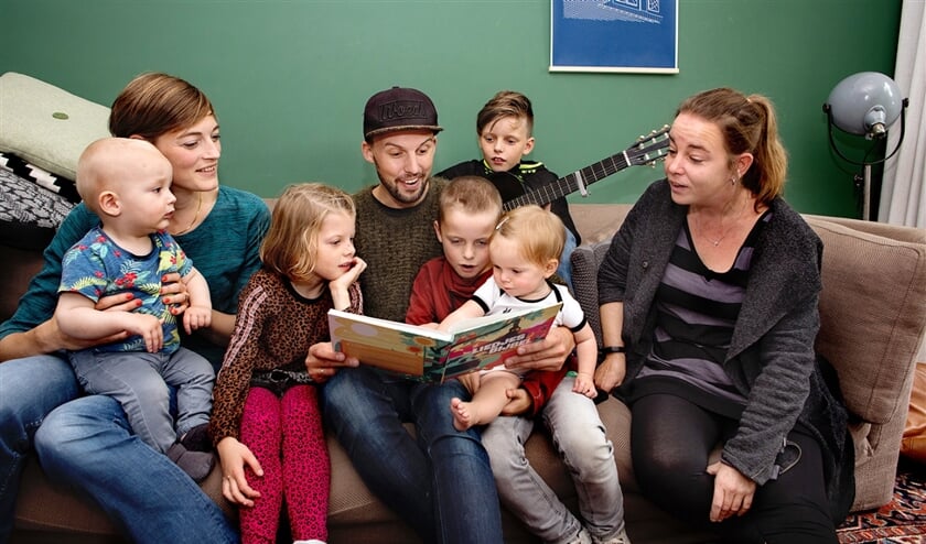 Bas van Nienes: ‘De Bijbel is is een levensboek waar je uit kunt leven. Hoe mooi is het om je kinderen die verhalen mee te geven.’ (Dirk Hol)