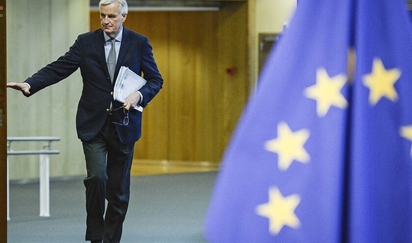 EU-Brexitonderhandelaar Michel Barnier presenteerde woensdag een overgangsmaatregel ‘voor een ordelijk vertrek van Groot-Brittannië uit de EU’. (ap / Wiktor Dabkowski)