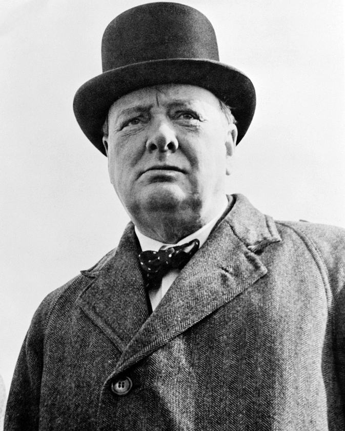 Winston Churchill. Andrew Roberts: ‘In 1948 schreef hij in een brief dat een federaal Europees parlement “volkomen ondeugdelijk” zou zijn.’ (wikipedia en prometheus / Sebastian Meyer)