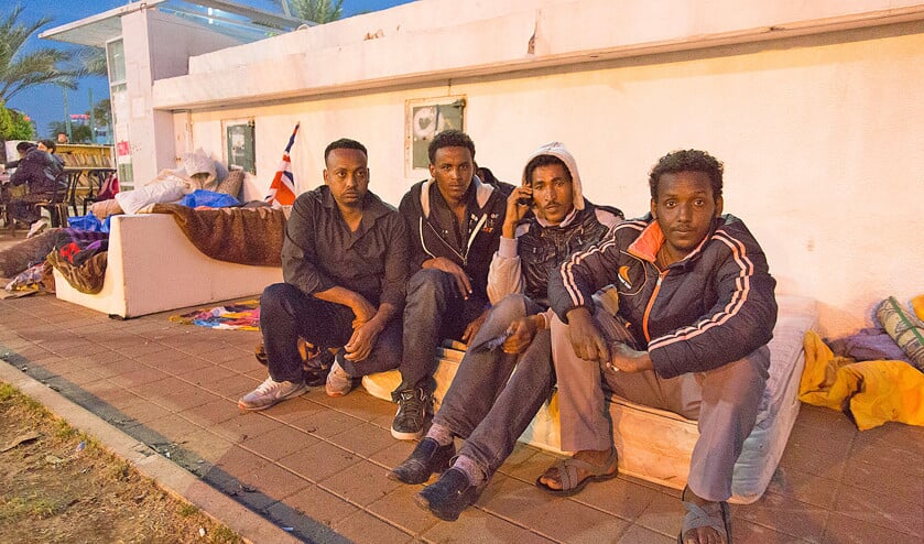 Asielzoekers, zoals hier in Tel Aviv, worden door de autoriteiten als ‘infiltranten’ beschouwd. Zij zijn niet langer welkom in Israël. (ap / Robert B. Fishman)