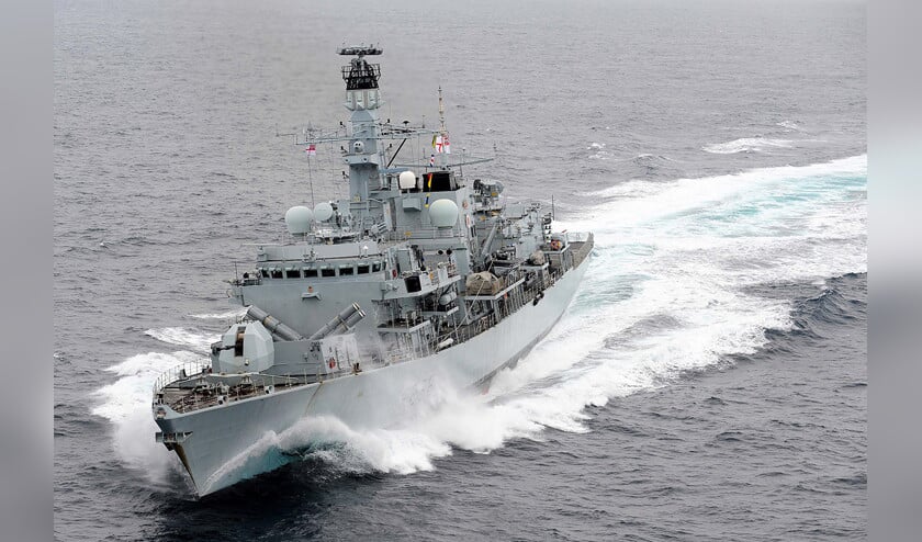 Het Britse fregat HMS Montrose, dat woensdag een Britse tanker te hulp schoot bij de Straat van Hormuz. (royal navy / Joel Rouse)