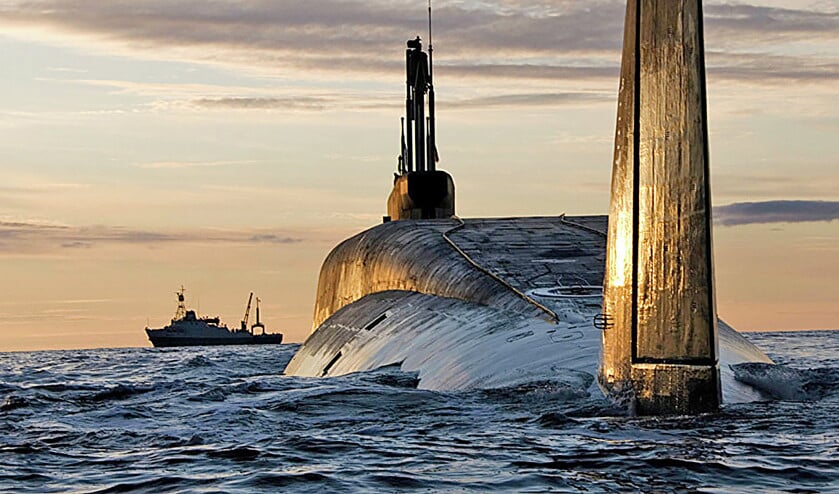 De Yury Dolgorukiy (K-535) is een van de nieuwste Russische onderzeeërs met ballistische kernwapens aan boord. (Sevmas werf)