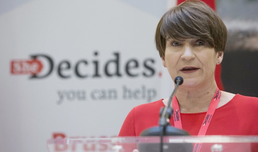 In maart vorig jaar gaf Lilianne Ploumen, toen nog minister van Ontwikkelingssamenwerking, een persconferentie bij de opening van de internationale conferentie ‘She Decides’ (zij beslist) in Brussel, die abortus beslist vrij wil laten. (epa / Olivier Hoslet)