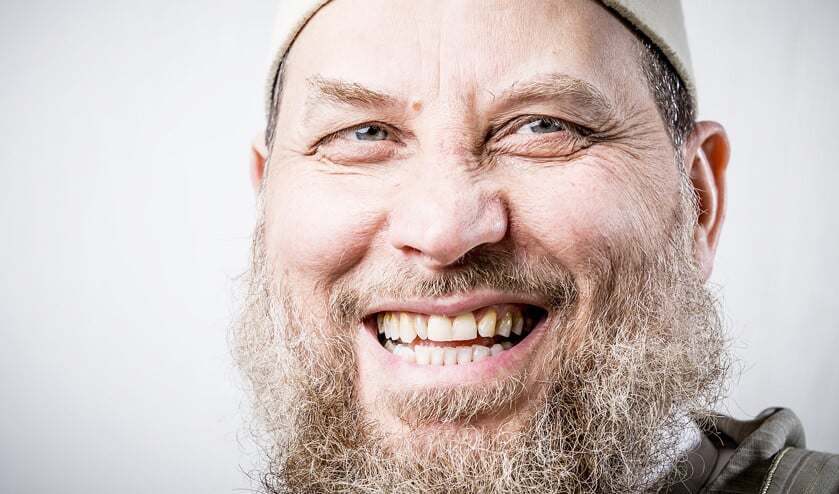 De Haagse imam Fawaz Jneid. Zijn aanhang is net als die van Wilders: vreedzaam, maar er is een gevaar dat een individu – geïnspireerd door felle retoriek – het heft in eigen handen neemt. (anp / Freek van den Bergh)