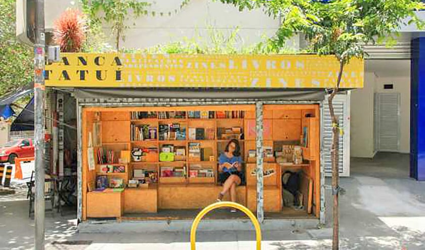 Deze kiosk in São Paol0 (Brazilië) is een mooi voorbeeld van architectuur die burgers niet als aso’s ziet, maar als mensen waarin je kunt investeren.