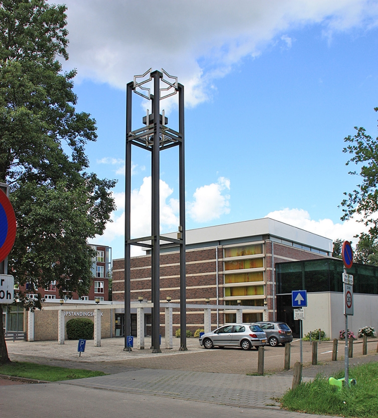 Activiteiten als jeugdclubs en bijbelstudie worden niet beschouwd als ‘openbare bezinningsbijeenkomst van levensbeschouwelijke aard’. (nd)