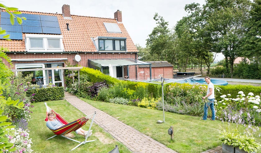 De tuin Ineke en Jaap den Engelse in Tollebeek. Nederlands Dagblad