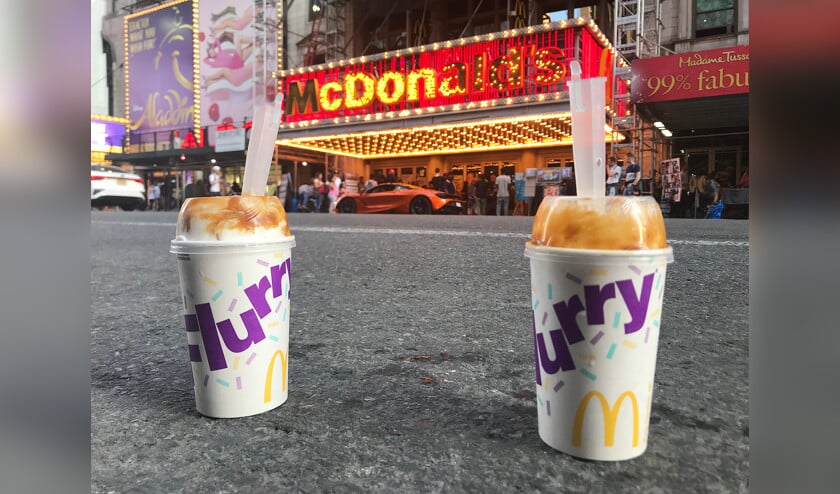 Amerikaanse McDonald’s-bezoekers breken hun tong over de Hollandse ‘stroepwoffel’ in de nieuwe McFlurry. (Gerard ten Voorde)