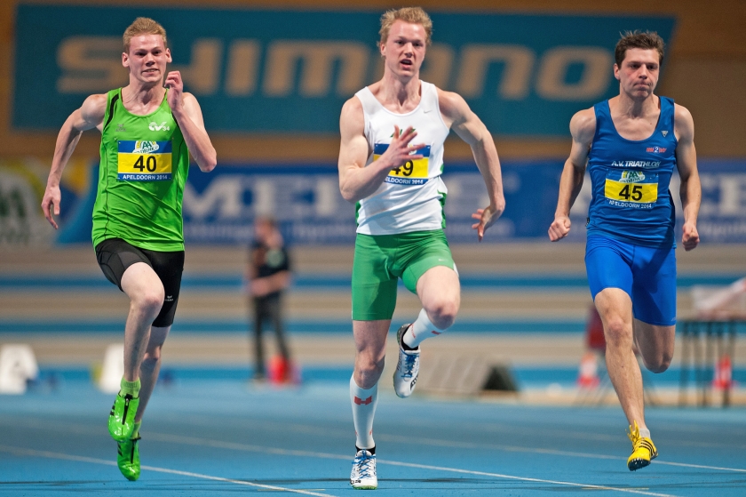 Nout Wardenburg (l) tijdens een eerdere editie van de meerkamp op de 60 meter. De Apeldoorner deed dit weekend voor het laatst mee aan het meerkampkampioenschap. Hij wil zich gaan toeleggen op de 400 meter. (hollandse hoogte)