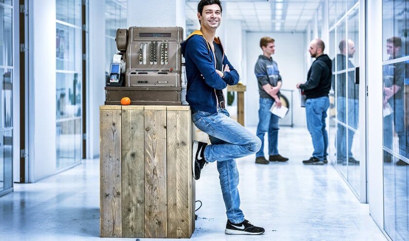 Oprichter van betaalappbedrijf Bunq, Ali Niknam: ‘Wij denken ‘s ochtends: leuk, welke apps gaan we vandaag weer bouwen.’ (Raymond Rutting)
