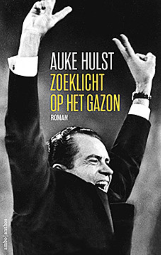 Literatuur: Knielen in het Witte Huis