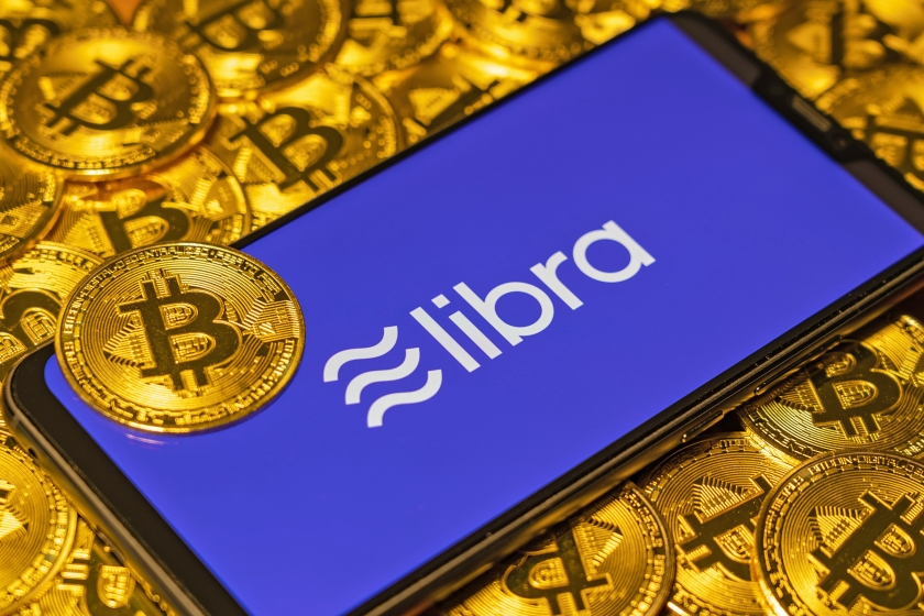 Met miljarden potentiële gebruikers zal de libra al snel een risico vormen voor de financiële stabiliteit, vrezen politici en bankiers. (istock)