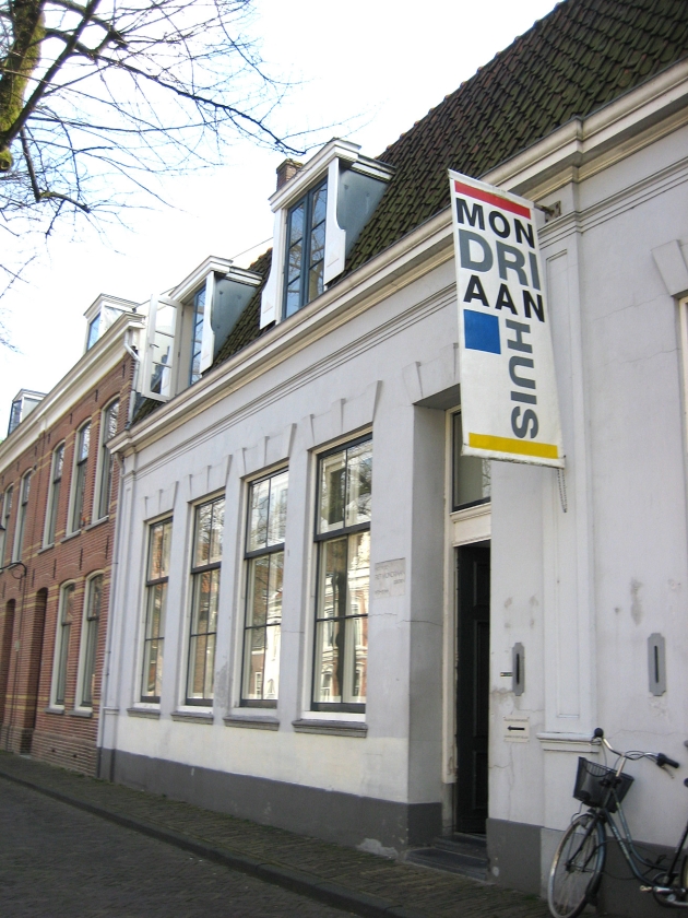 Het Mondriaanhuis in Amersfoort. (wikipedia)