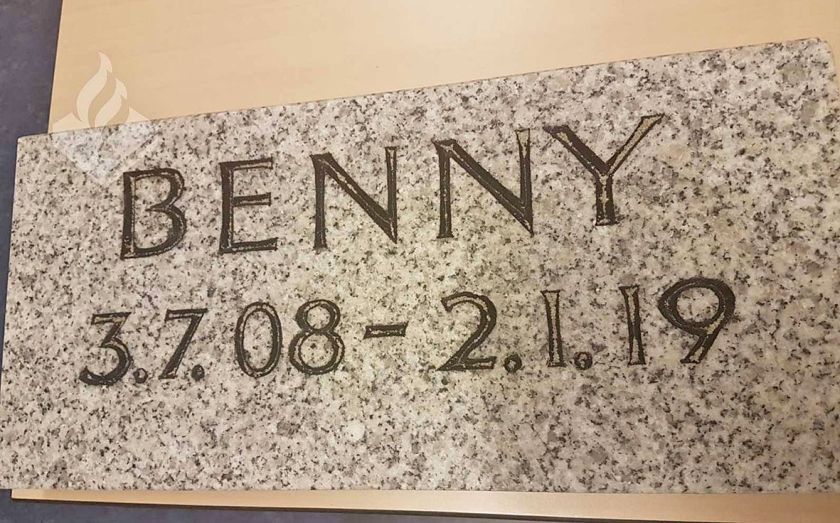 Op het strand in Callantsoog werd een gedenksteen gevonden met de naam ‘Benny’ erop. De steen bleek van een Duitser te zijn. (politie schagen)