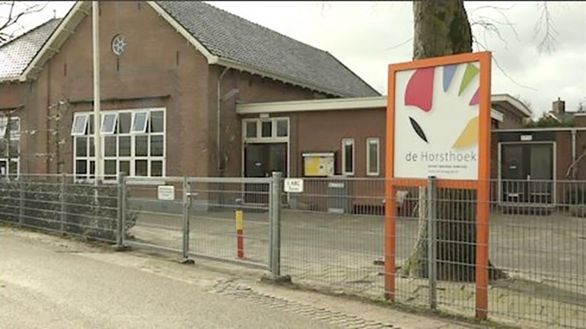 De gemeente Heerde wil een schoolgebouw van de hand doen vanwege achterstallig onderhoud. Ouders van leerlingen willen het overnemen. (omroep gelderland)