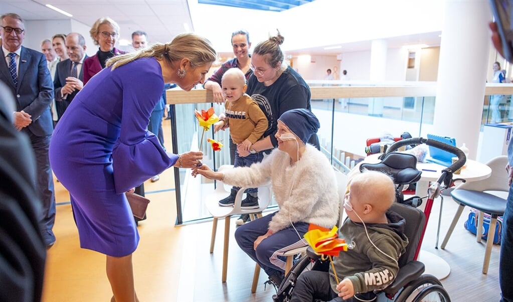 Koningin Maxima bezocht het Prinses Maxima Centrum voor kinderoncologie en sprak daar met patiënten. (anp / Patrick van Emst)