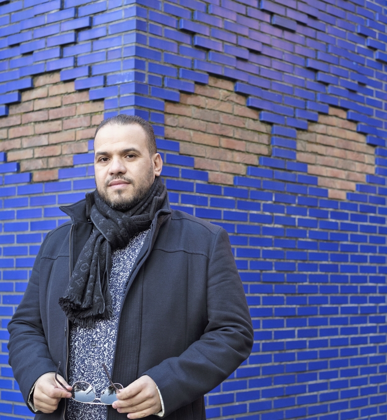 Imam Yassin Elforkani: 'Ik kan urenlang de Koran lezen' (Dick Vos)