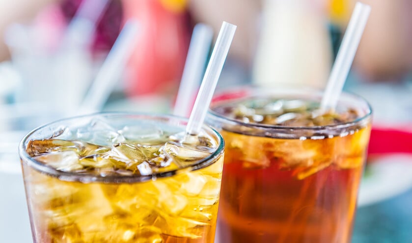 Frisdrank en vruchtensap zijn slecht voor je tanden en je gewicht, maar het bewijs dat ze kanker veroorzaken is flinterdun.