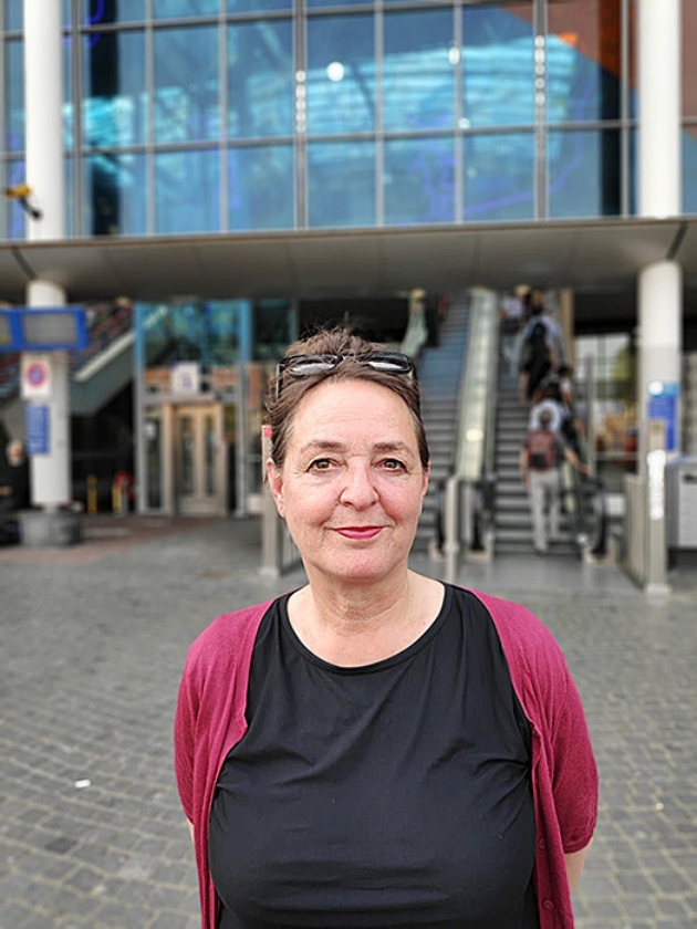 Jane van de Lest. (nd)