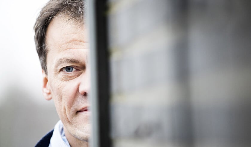 ‘Ik moet helemaal niks. Ik word kribbig als mensen zeggen: jij bent gelovig, dus je moet dit of dat.’ (Jeroen Jumelet)