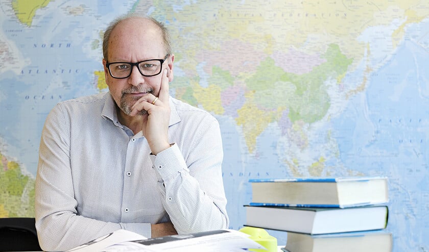 Buitenlandcommentator Jan van Benthem probeert altijd te relativeren als hij zijn analyses schrijft (Dick Vos)